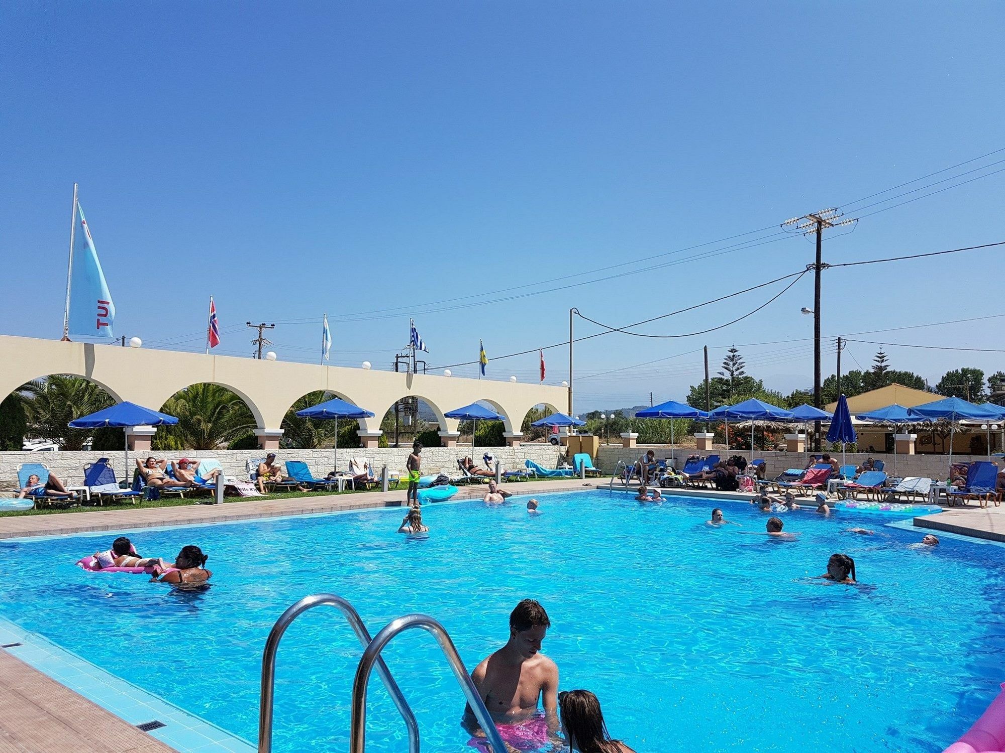 Creta Sun Hotel Gerani  Exterior photo