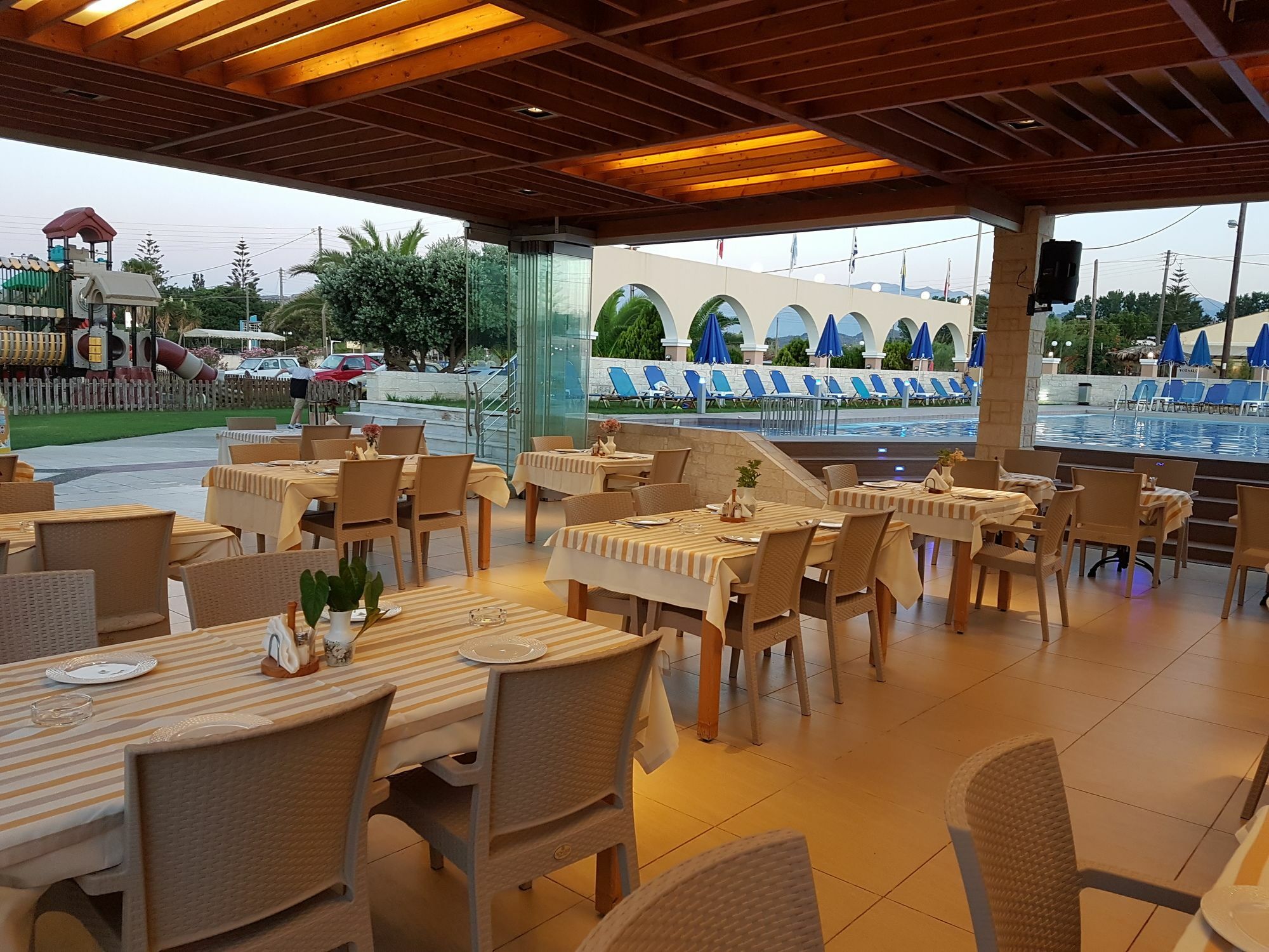 Creta Sun Hotel Gerani  Exterior photo